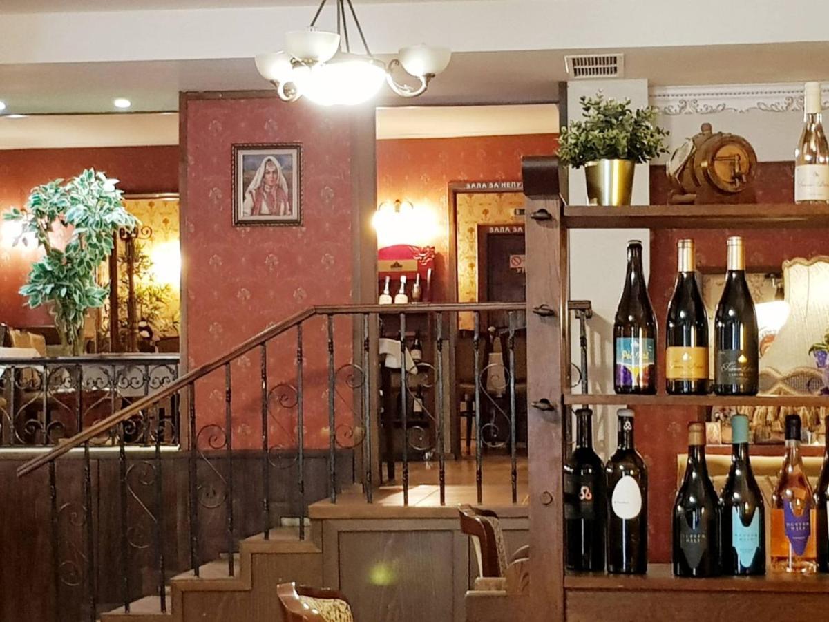 Hotel Minaliat Vek Sjumen Eksteriør billede