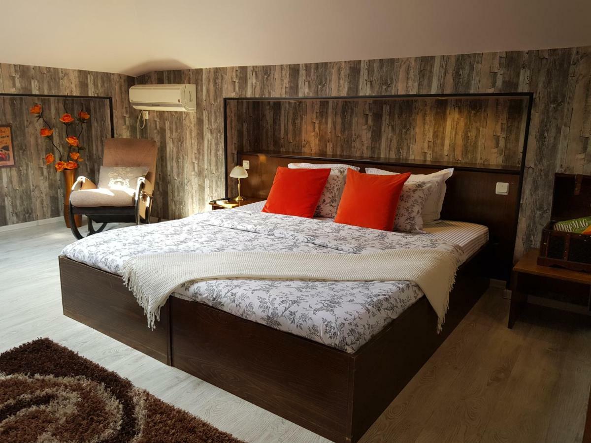 Hotel Minaliat Vek Sjumen Eksteriør billede